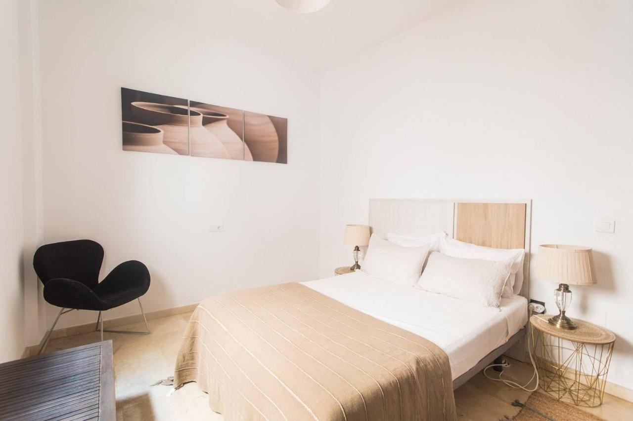 Compas Suites Malaga Exterior photo